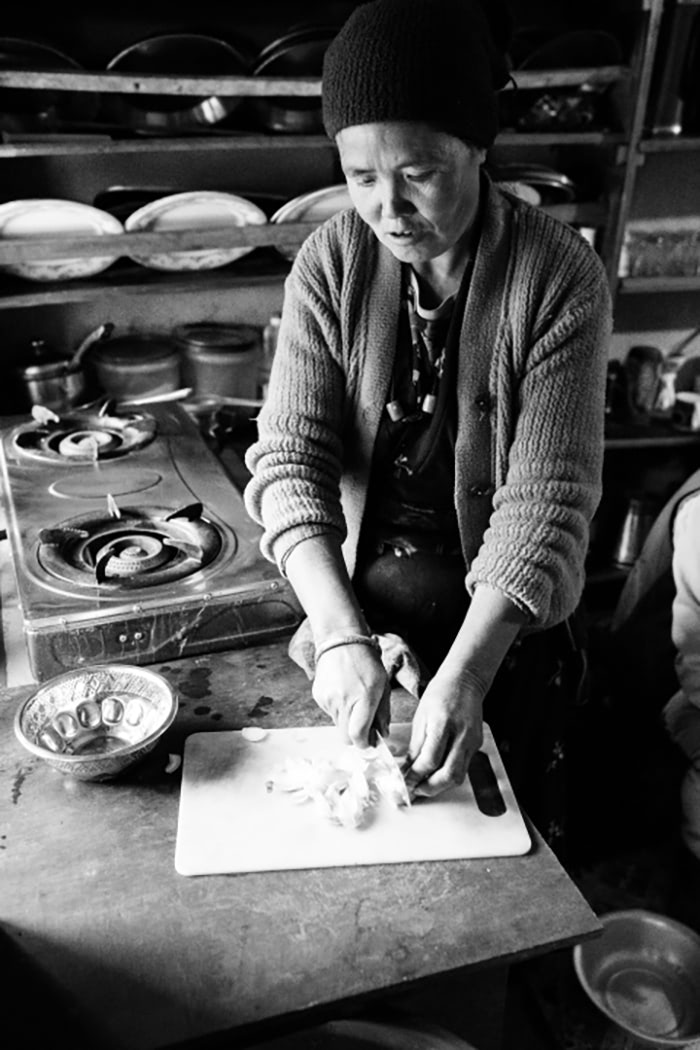 Kuchařka šmrncnutá Nepálem a Indií